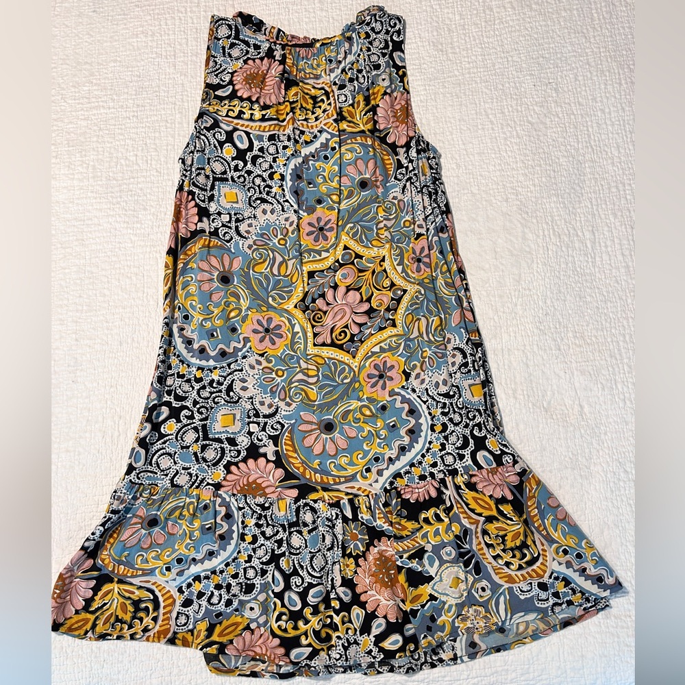 Women’s Loft Summer Dress - Picture 7 of 9